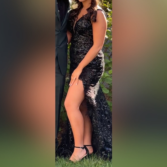 🌿 AMARRA Prom dress. Fits sizes 2-10. Worn once. - Picture 8 of 12